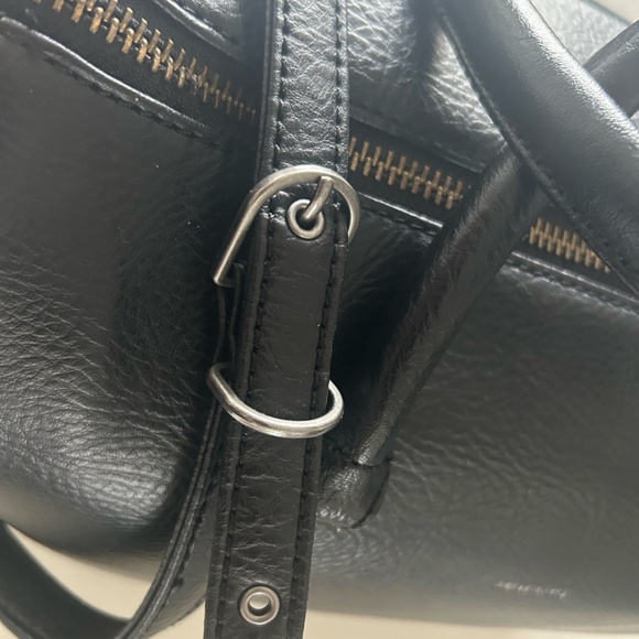 Matt & Nat 'Hapak' Small Weekender Bag - Picture 9 of 16